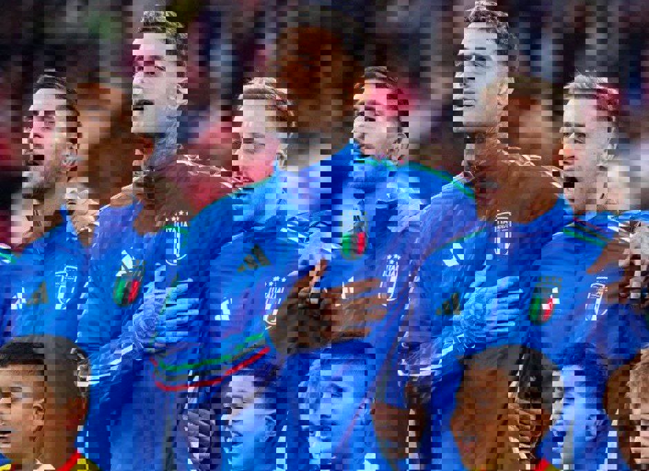 2050226