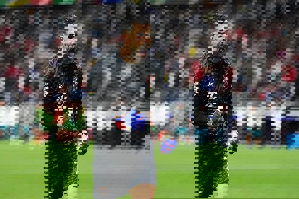 2050162