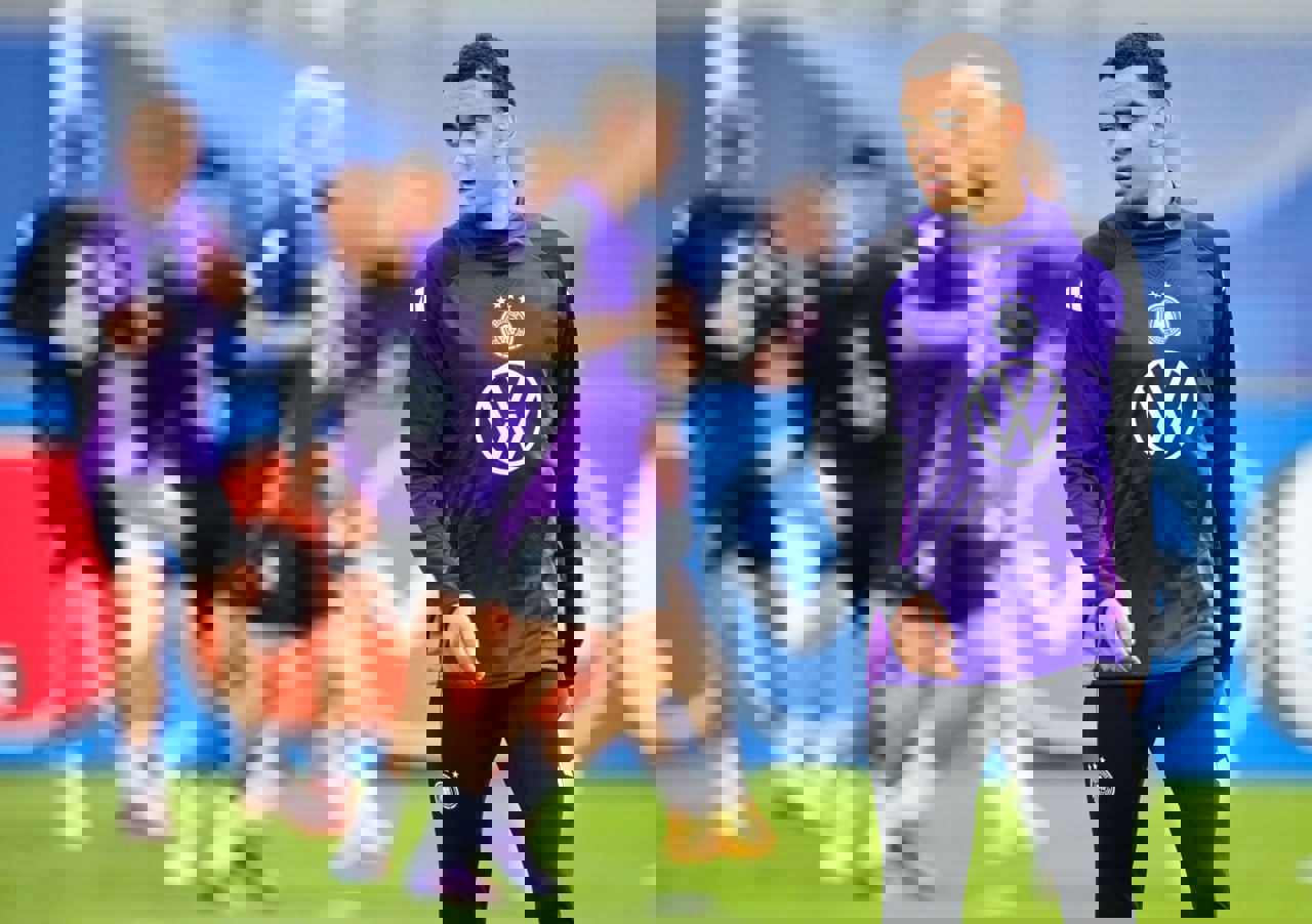2050198