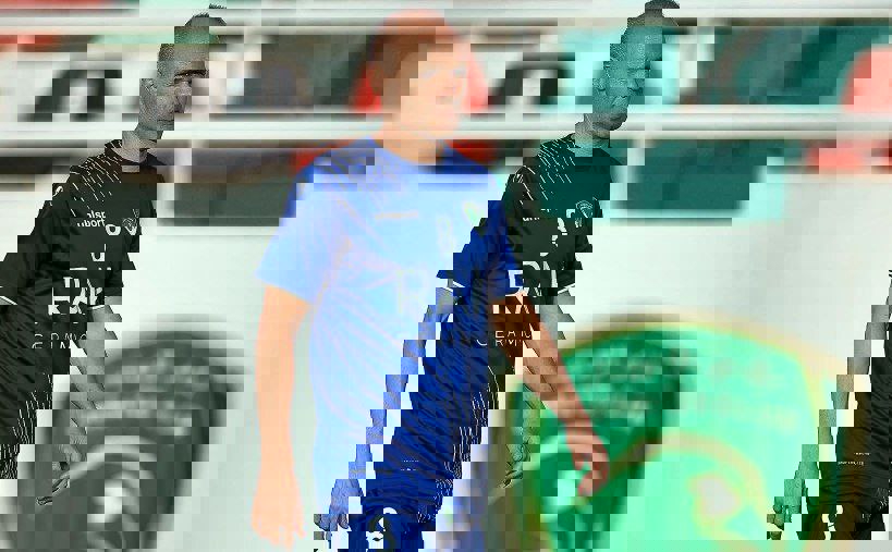 2050762
