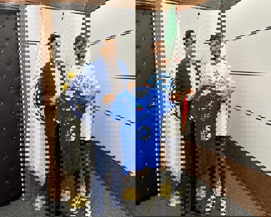 2050794