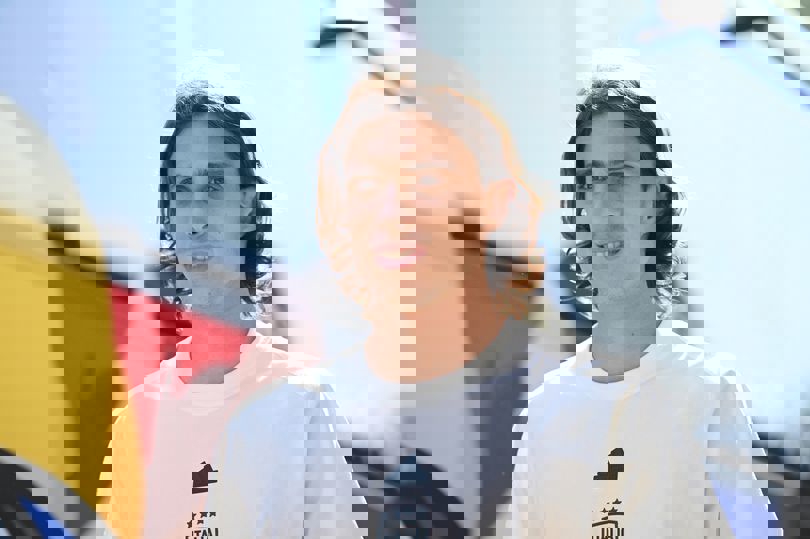 2050728
