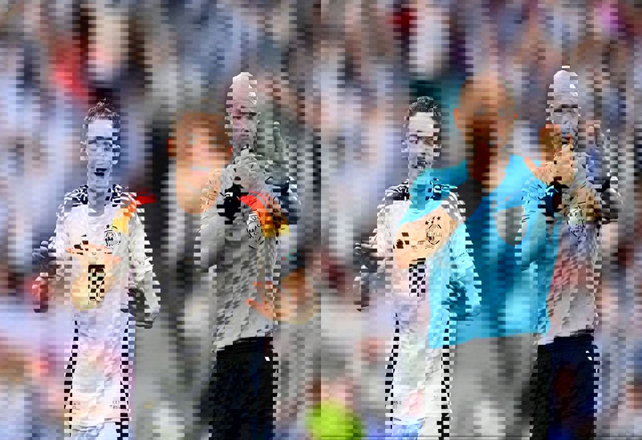 2050810