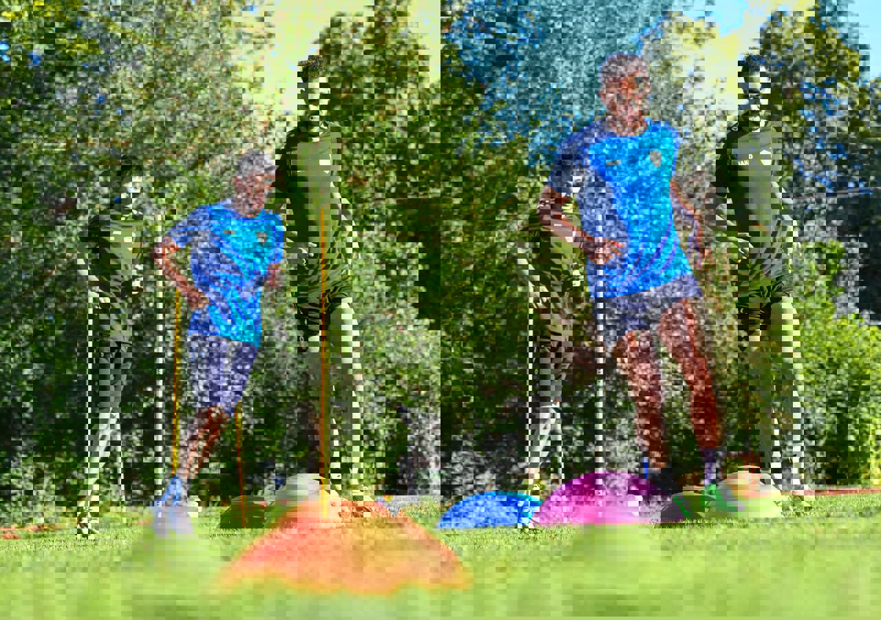 2051262