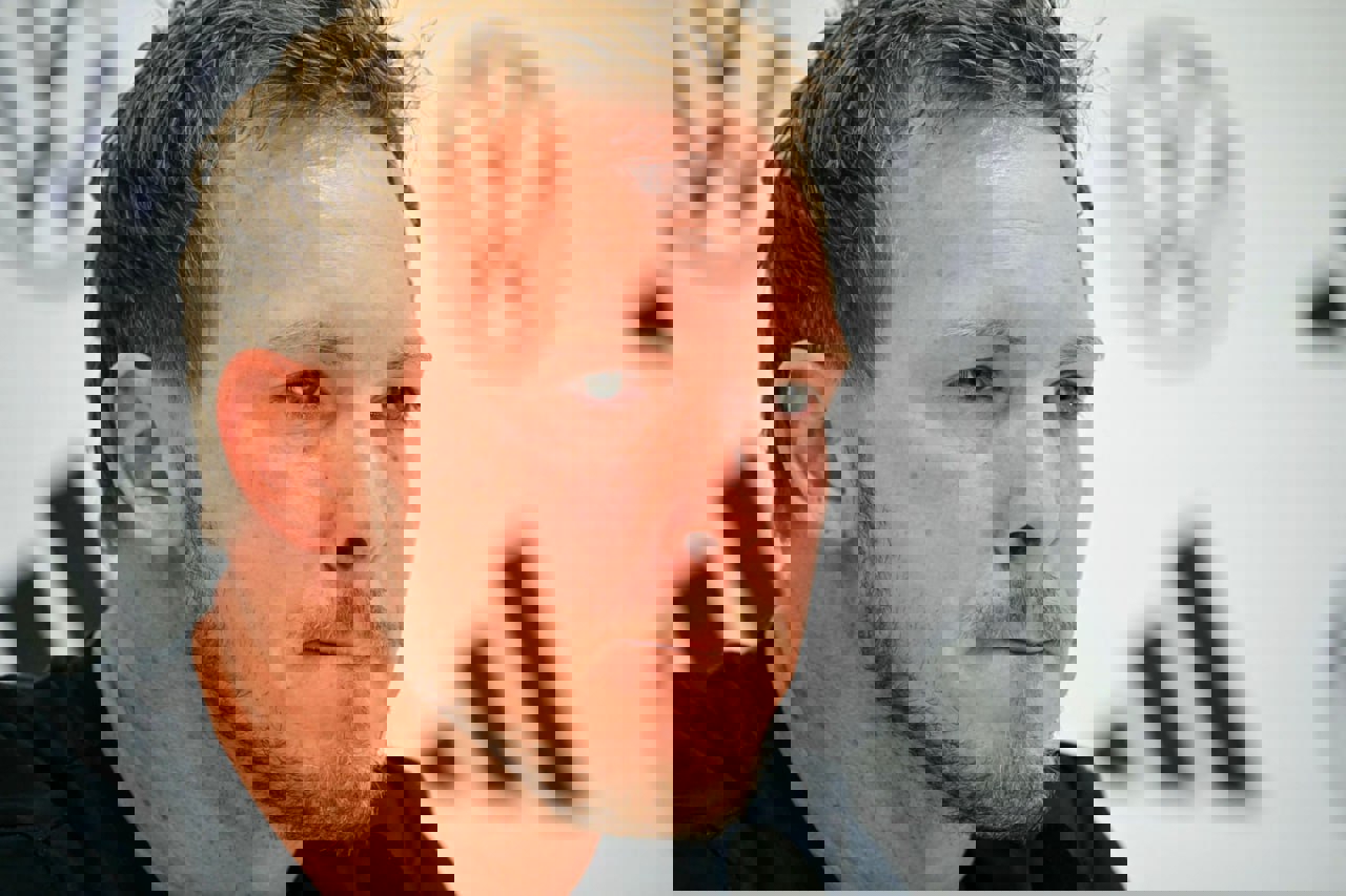 2051099