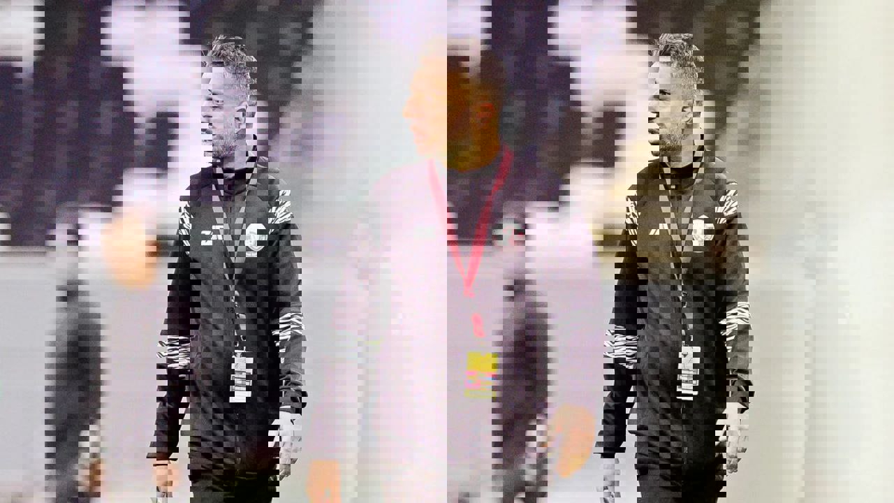 2051092