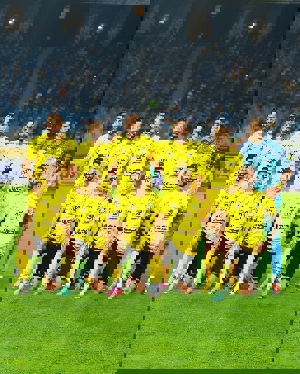2051082