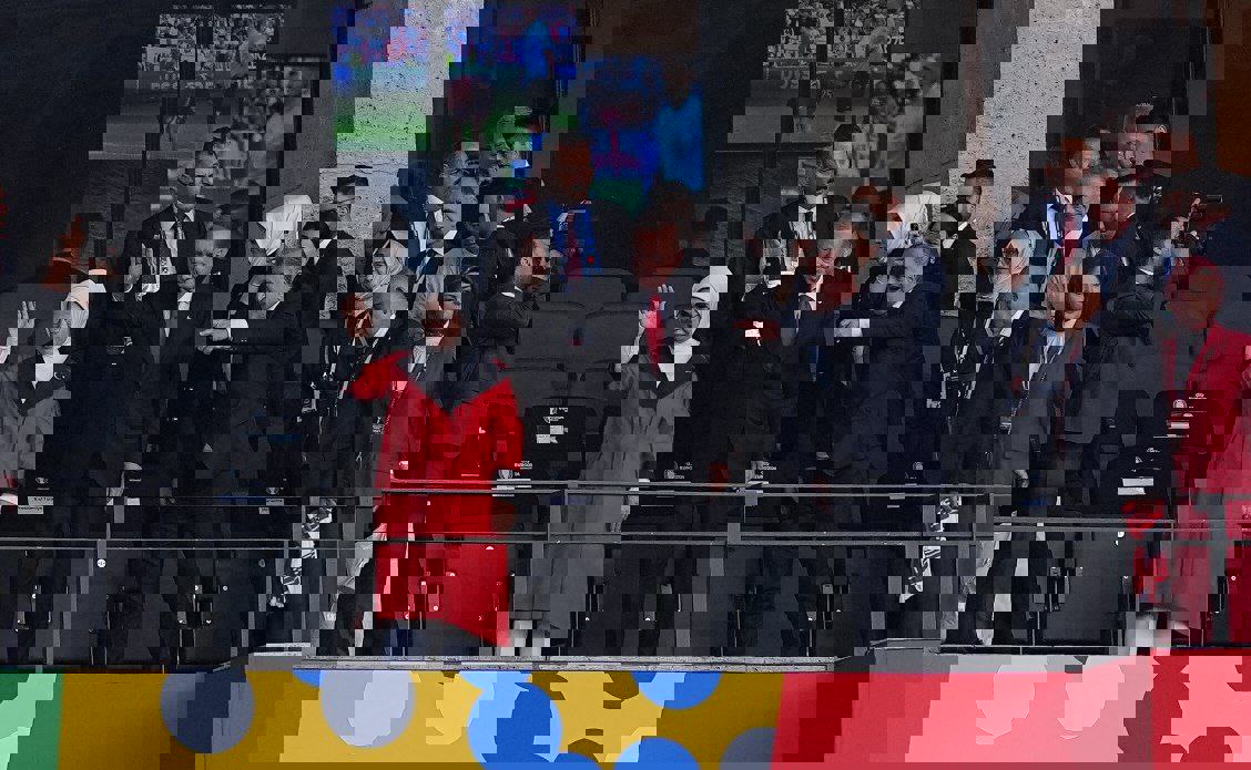 2051226