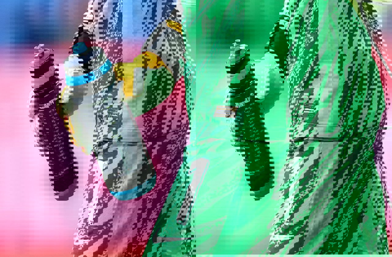 2051233