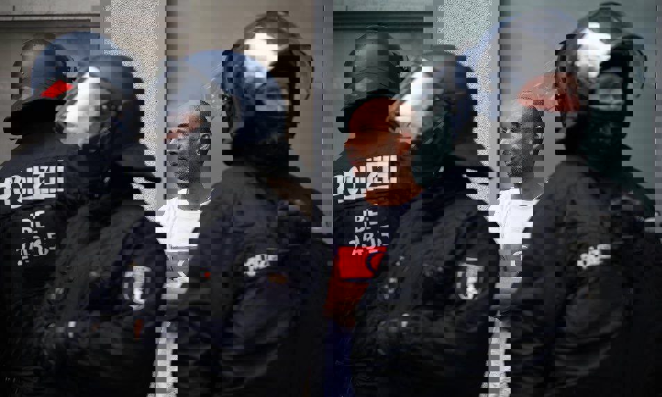 2051594