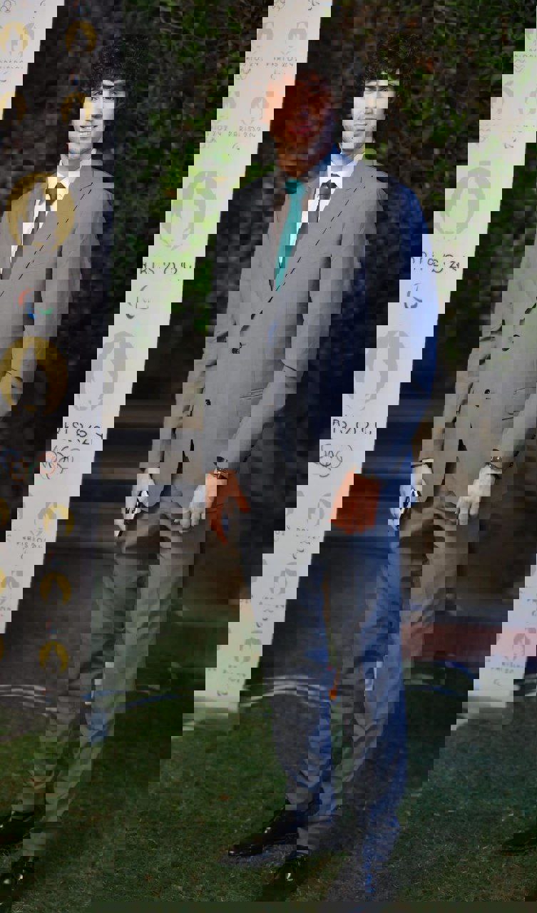 2051334