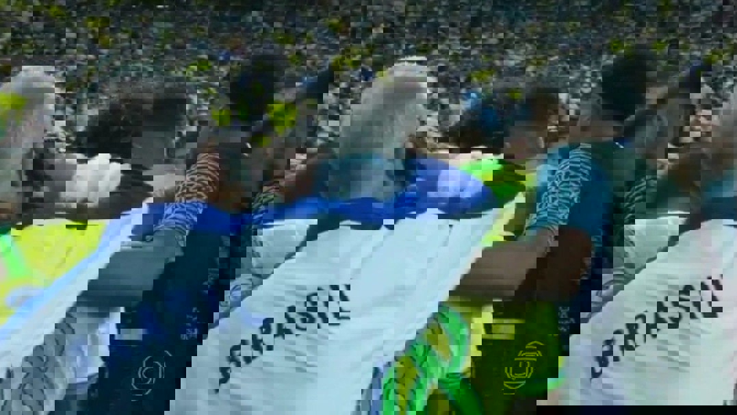 2051328