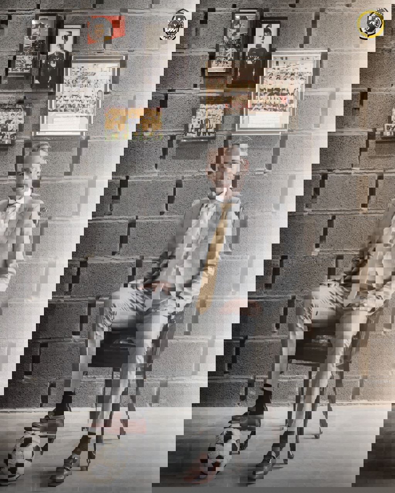 2051371