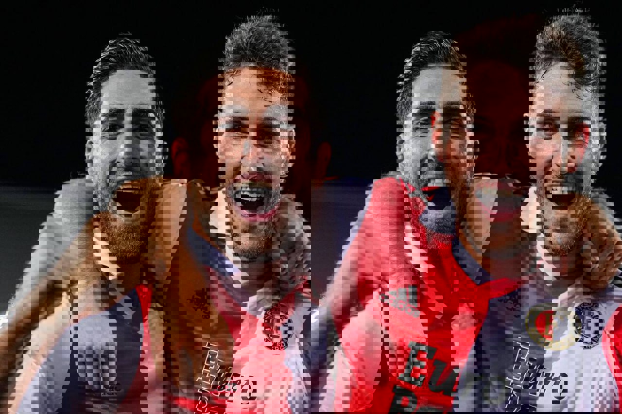 2051390