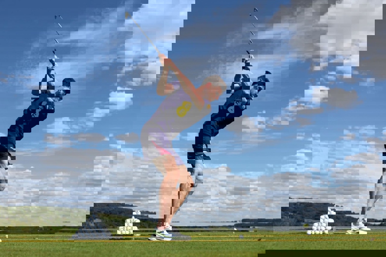 2051551