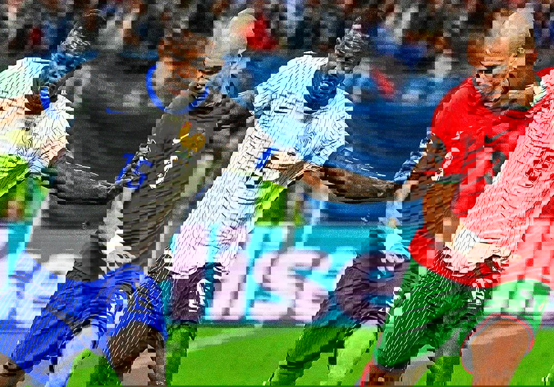 2051652