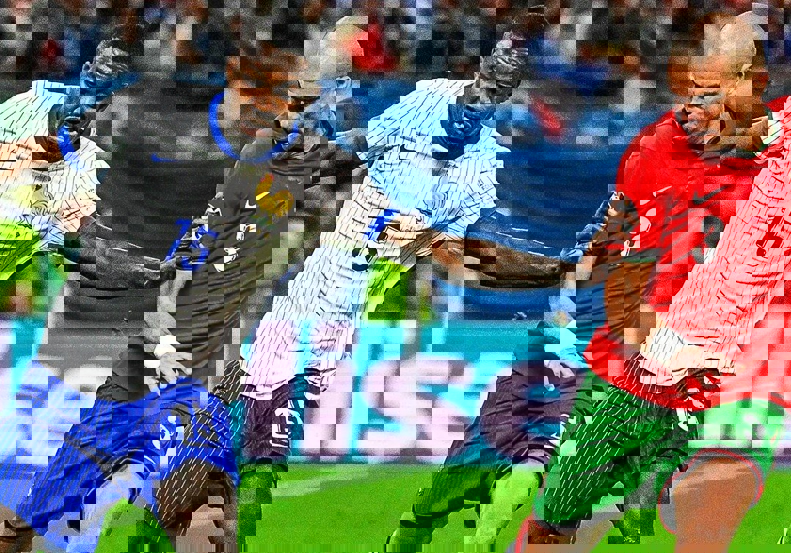2051652