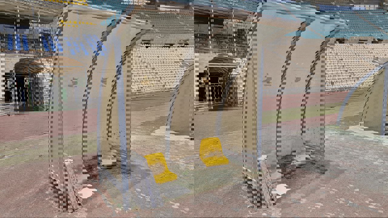 2051748