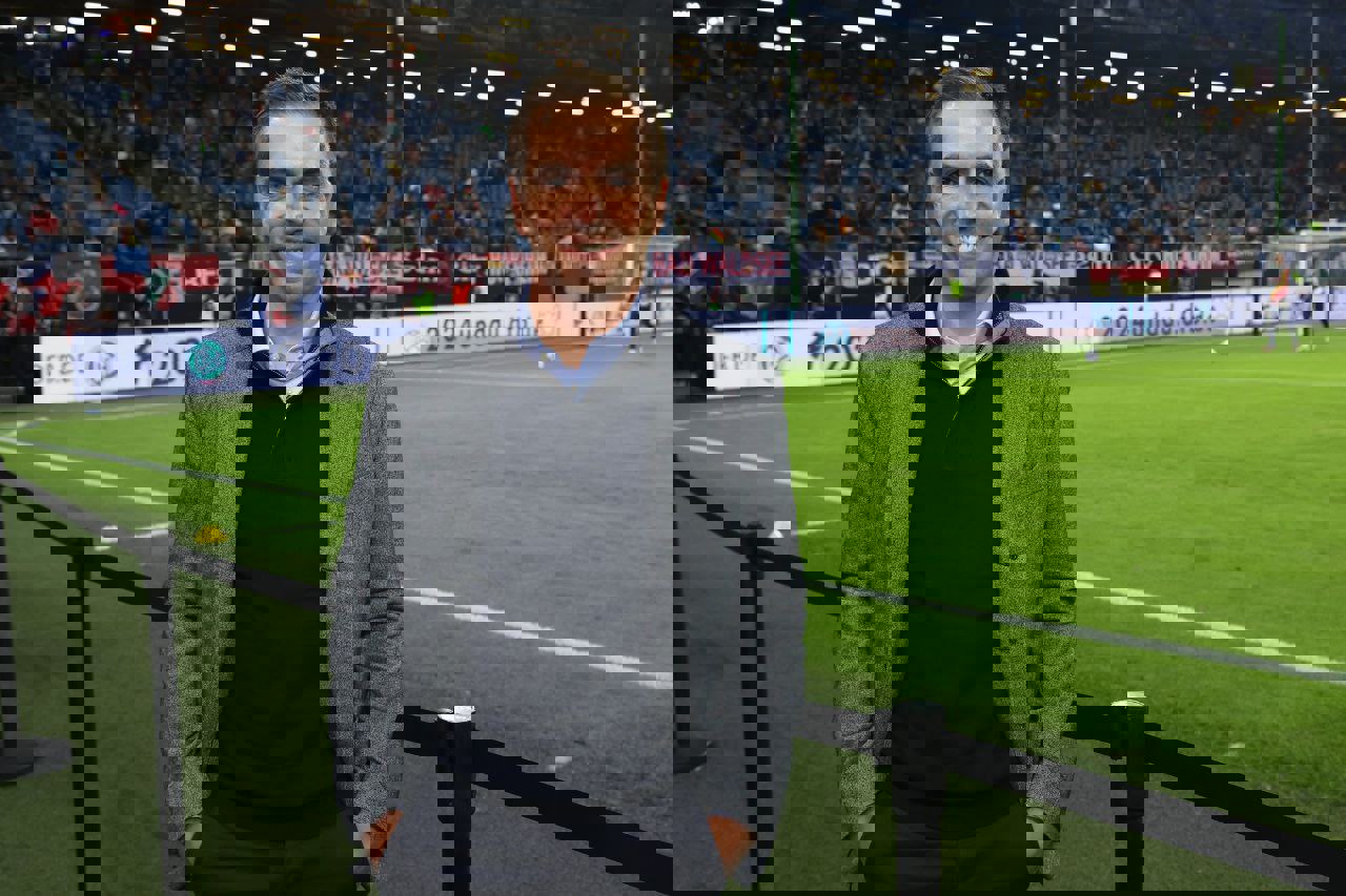 2051785