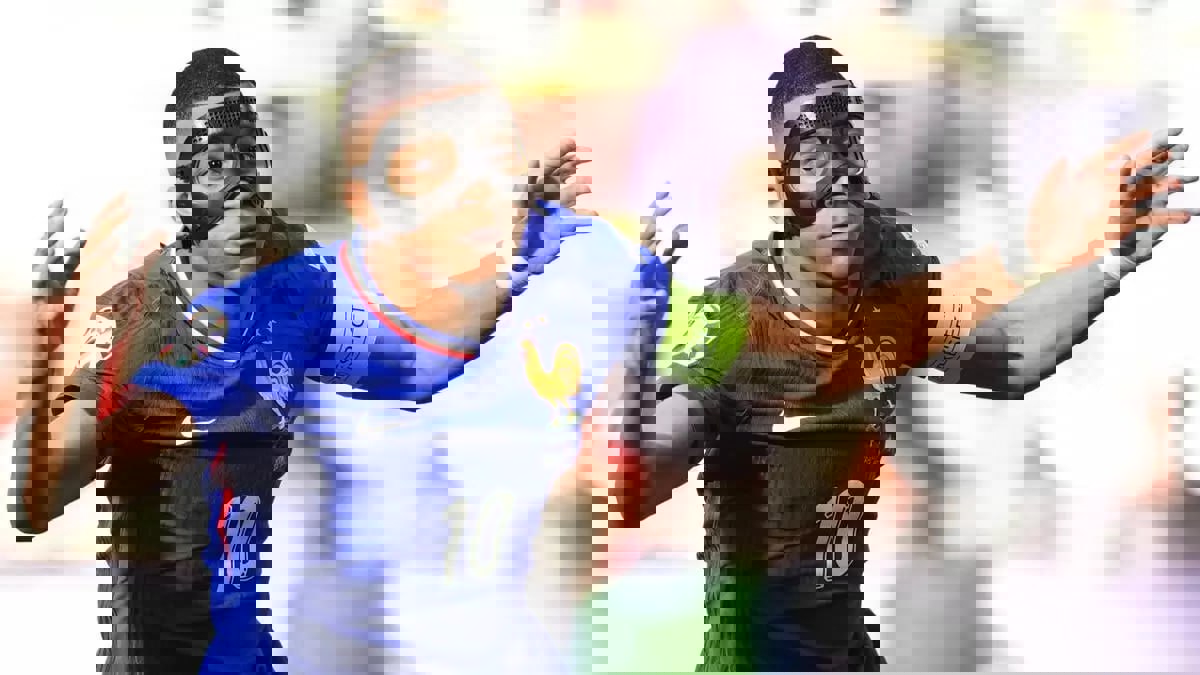 2051833
