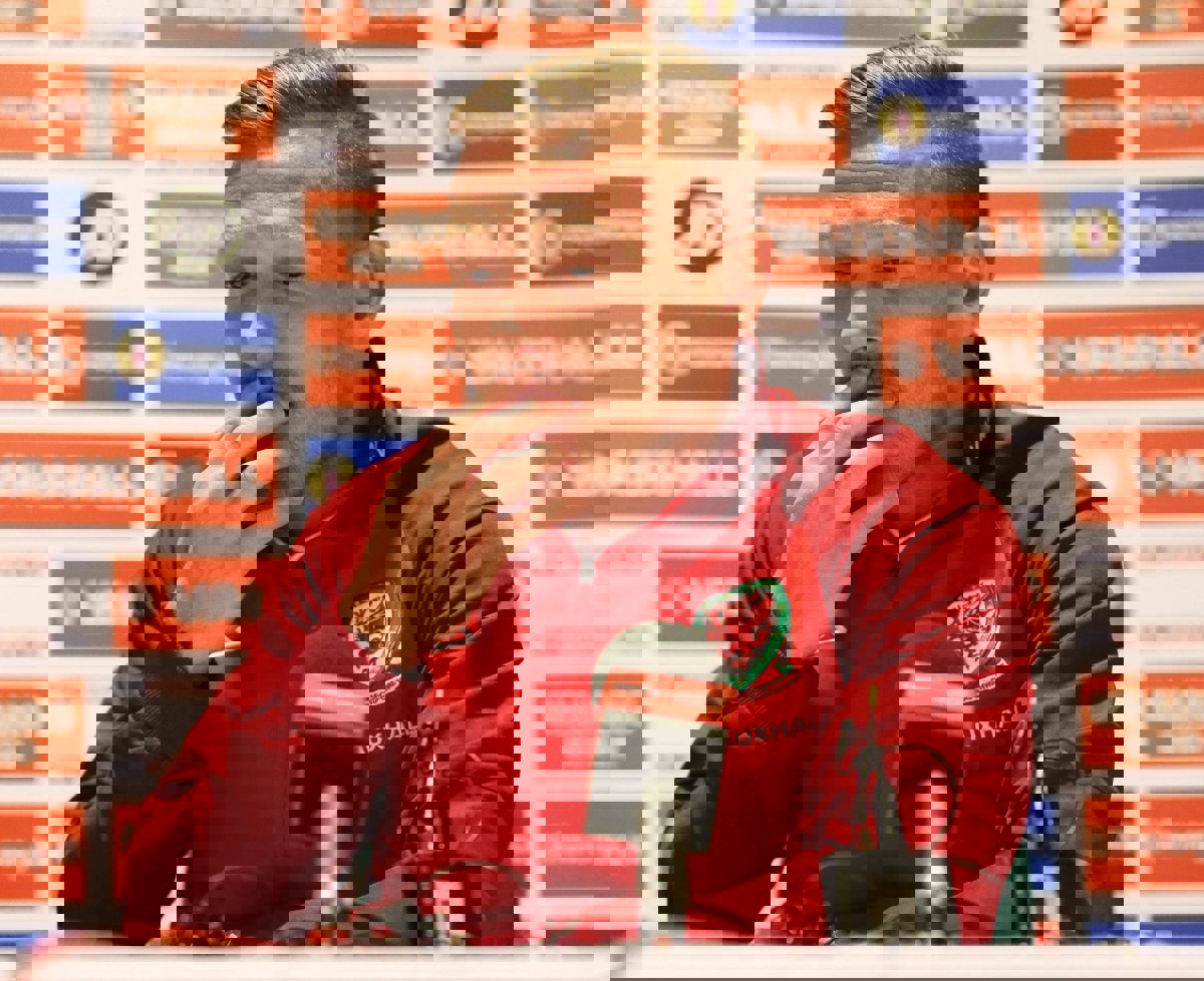 2052061