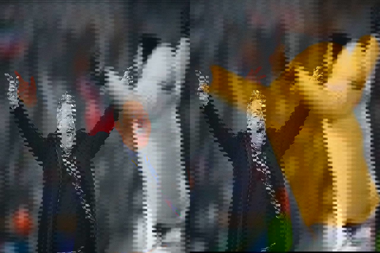 2052135