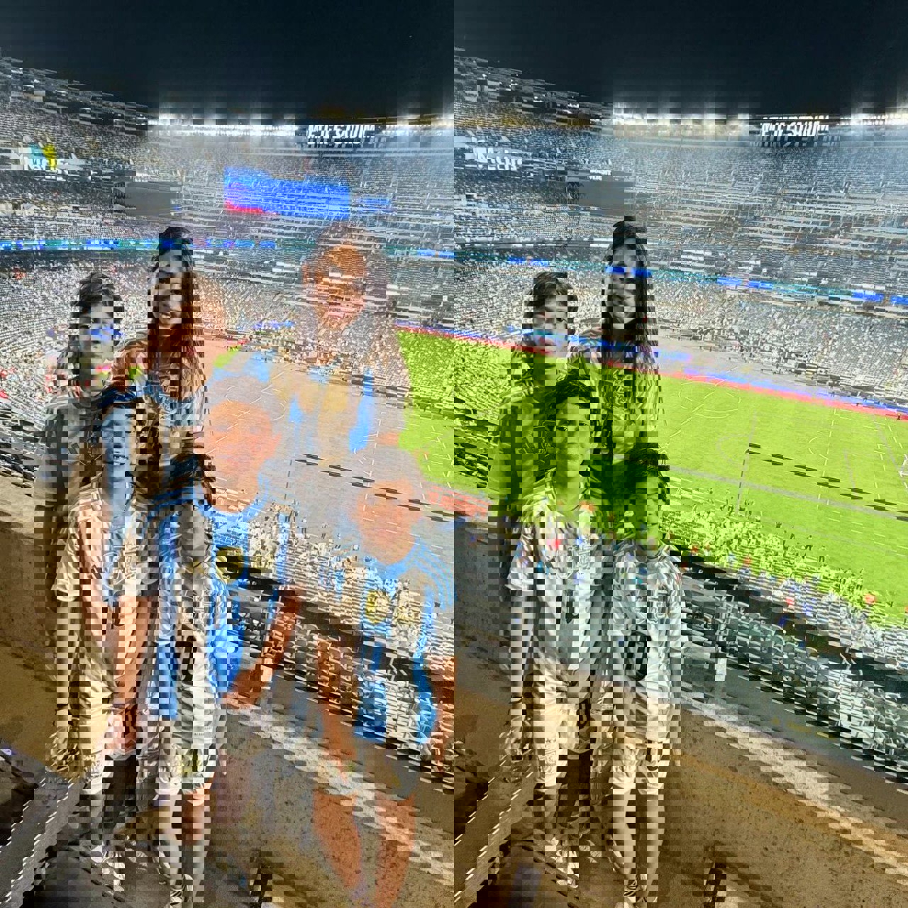 2052452