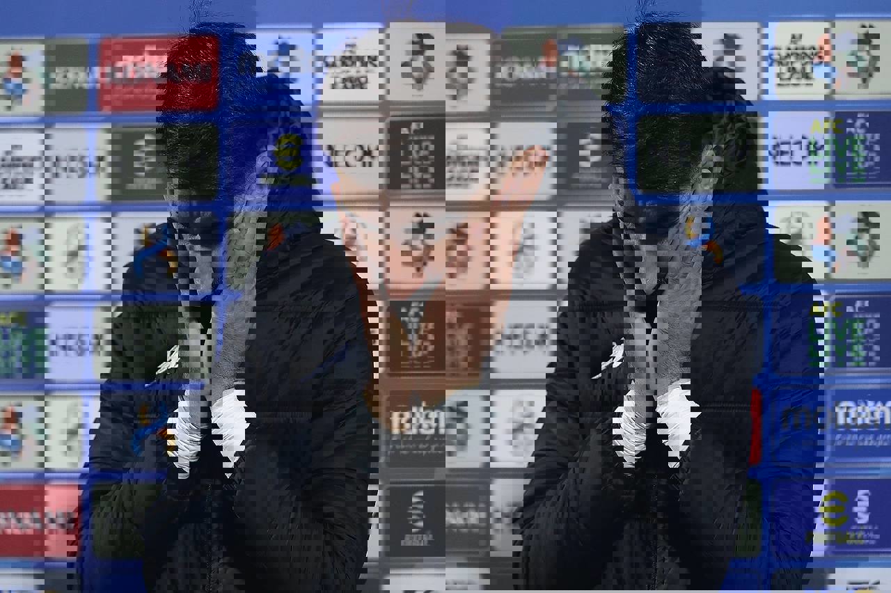 2052429