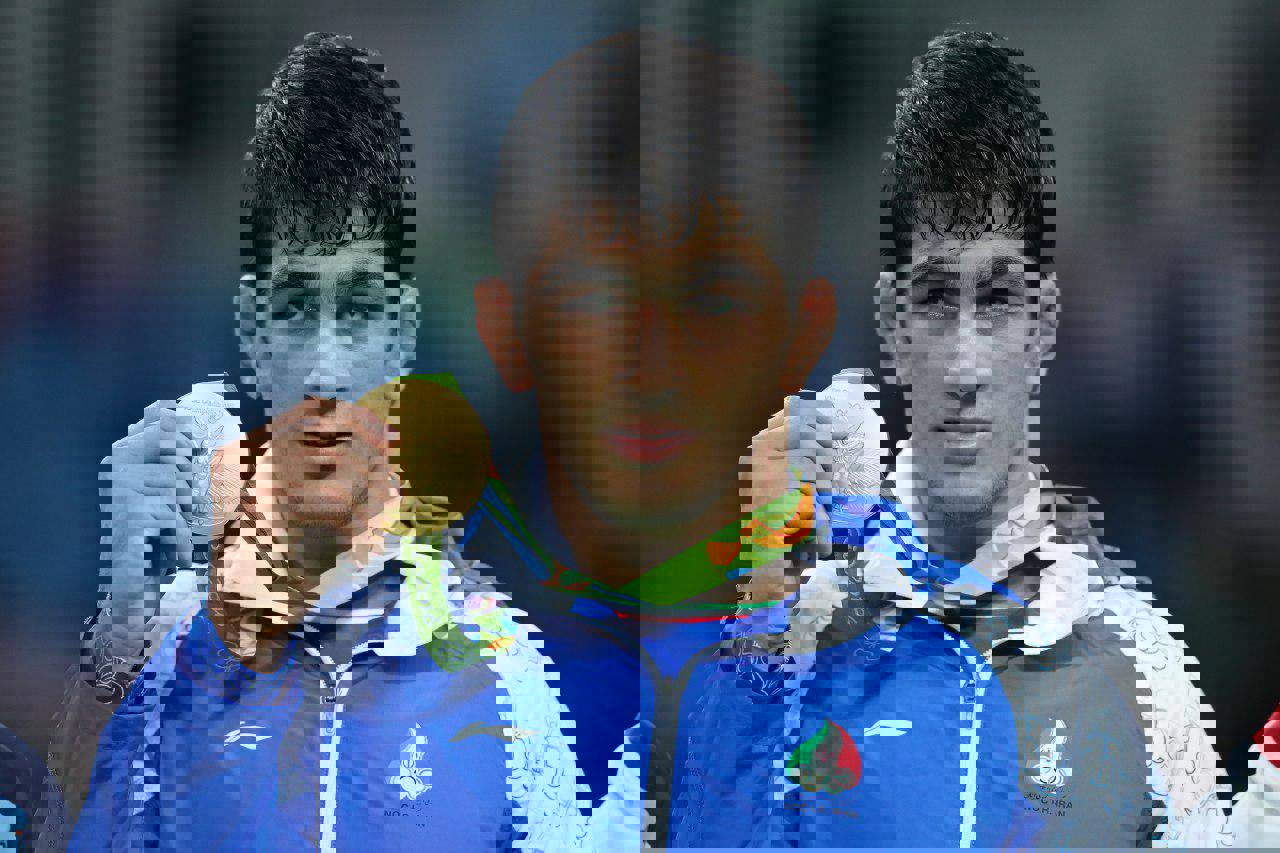 2052488