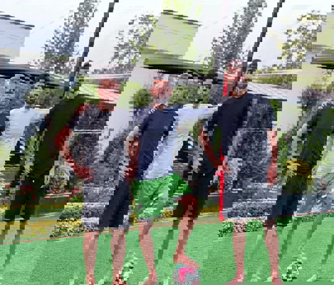 2052657