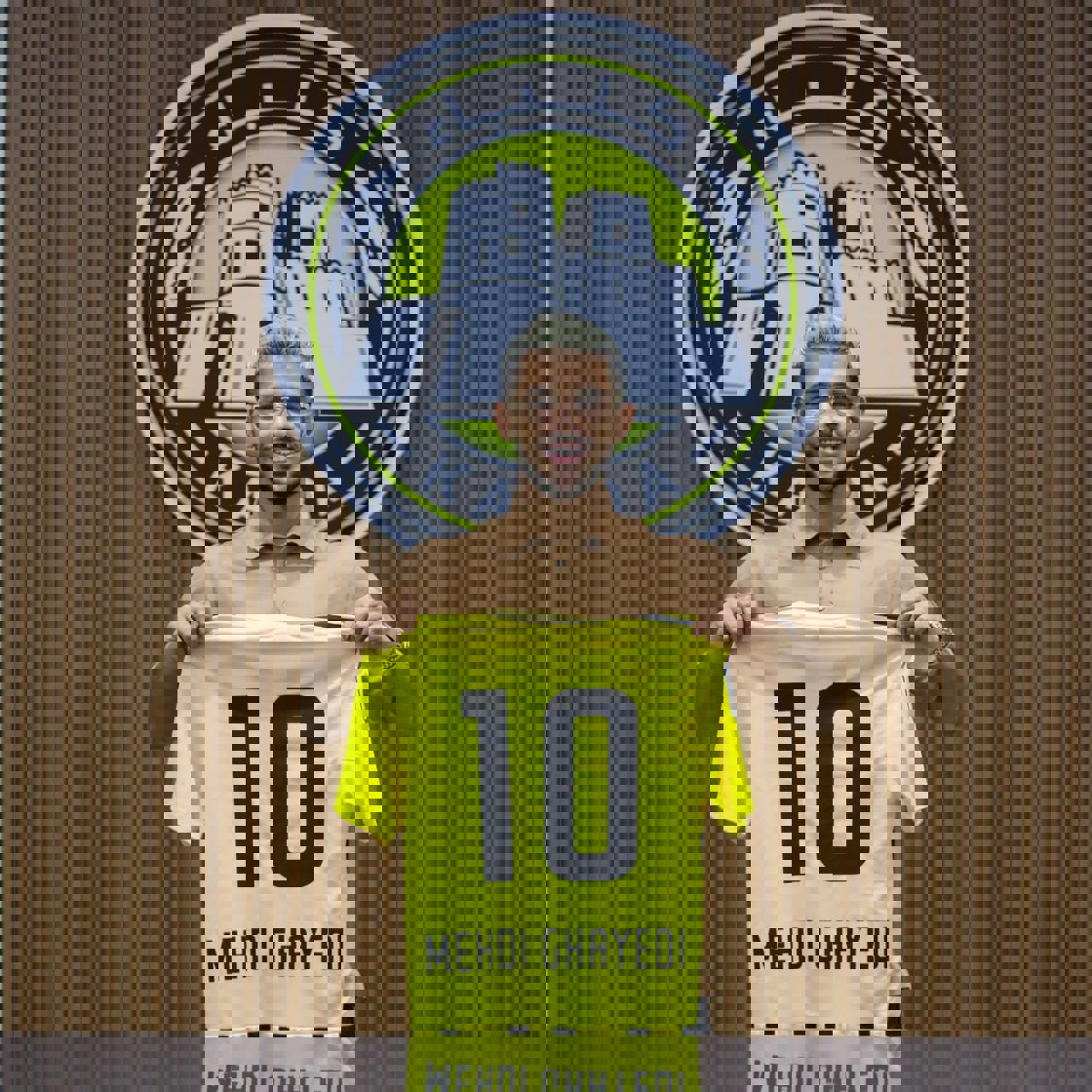 2052613