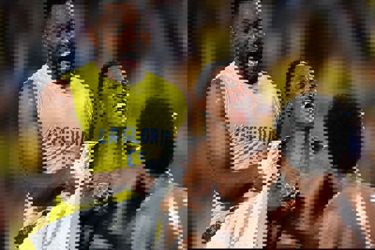 2052739