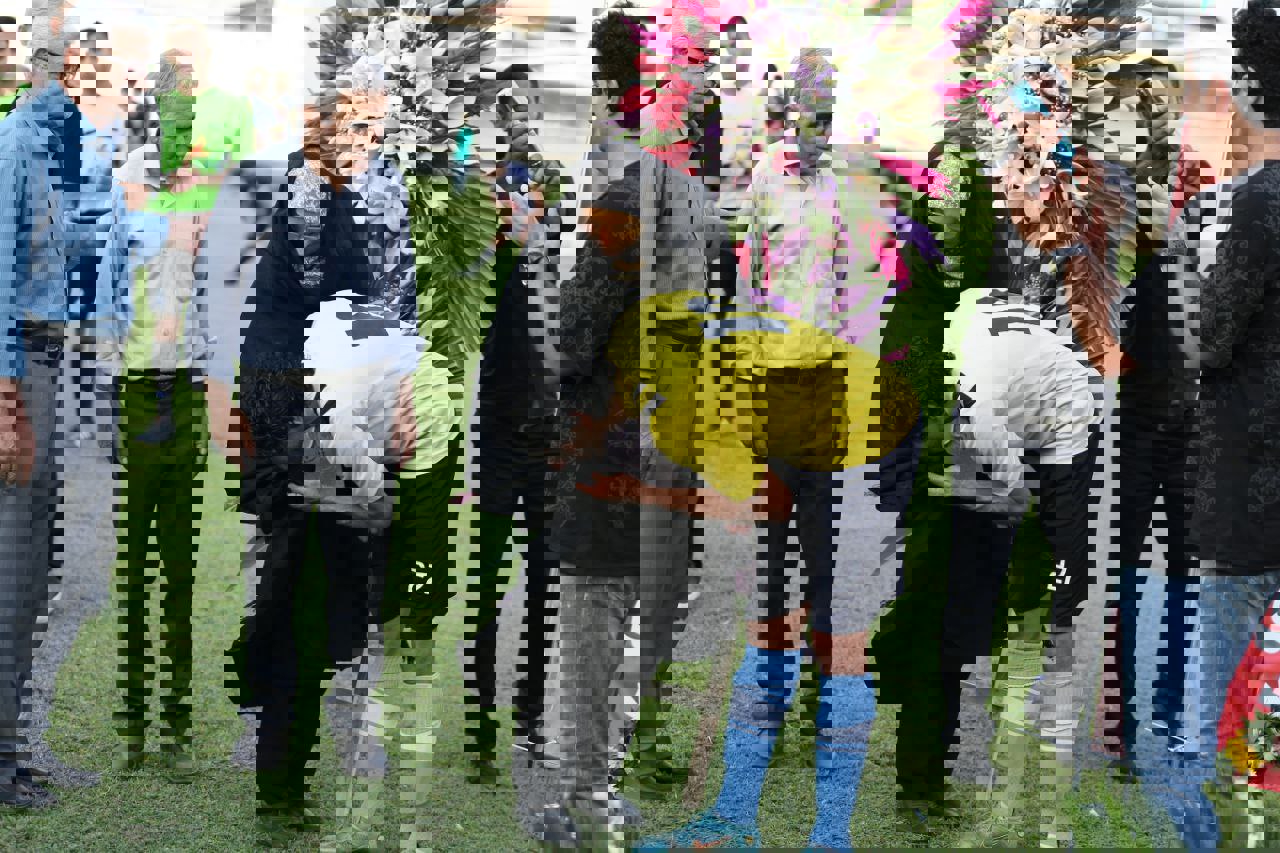 2052862
