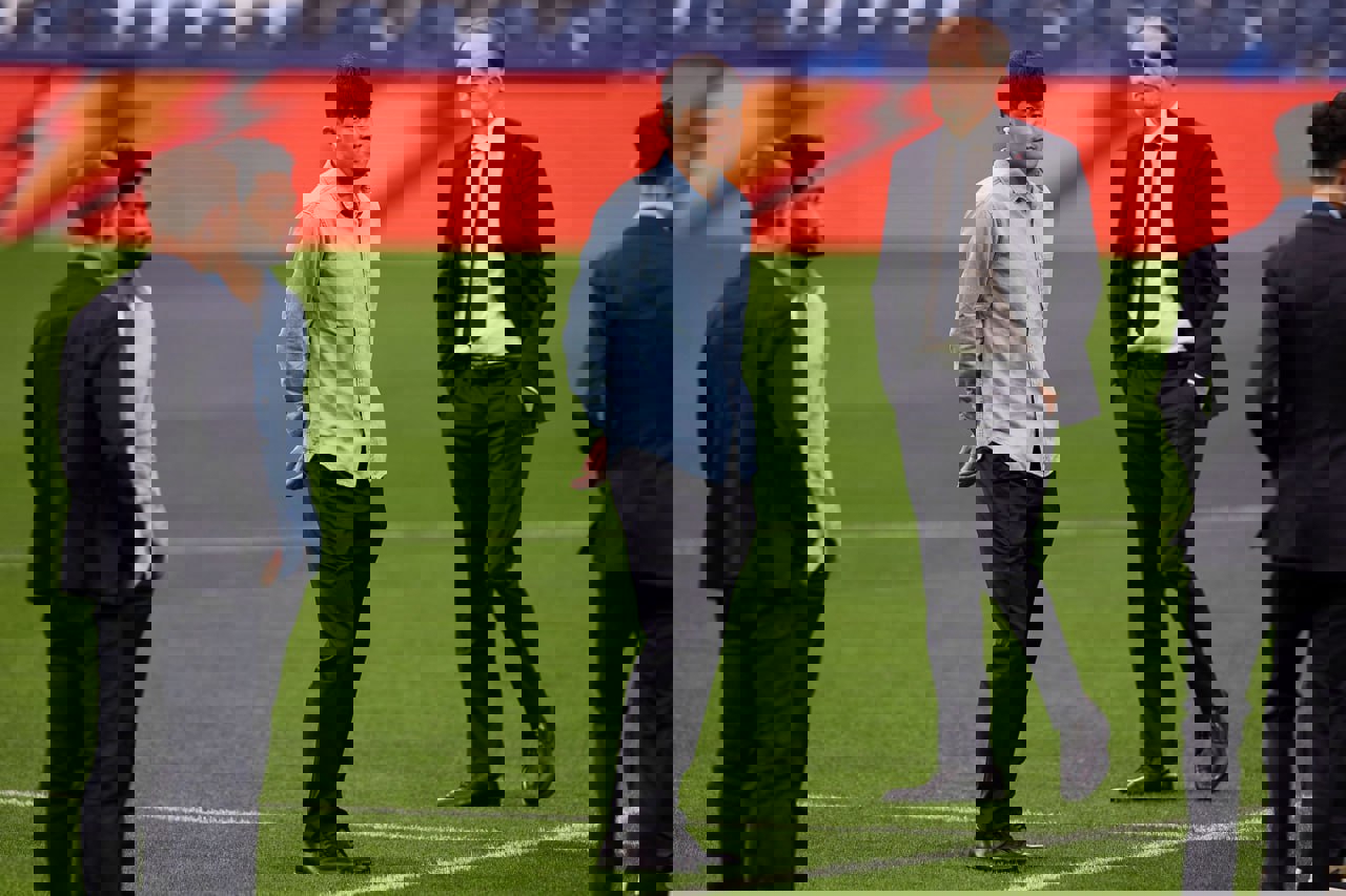 2052901