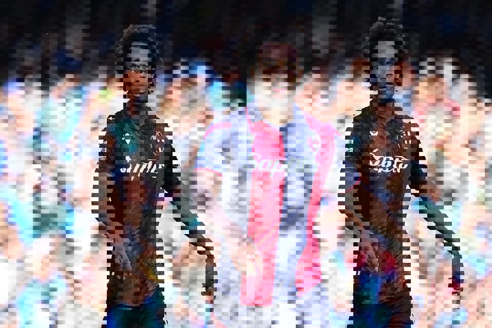 2052936