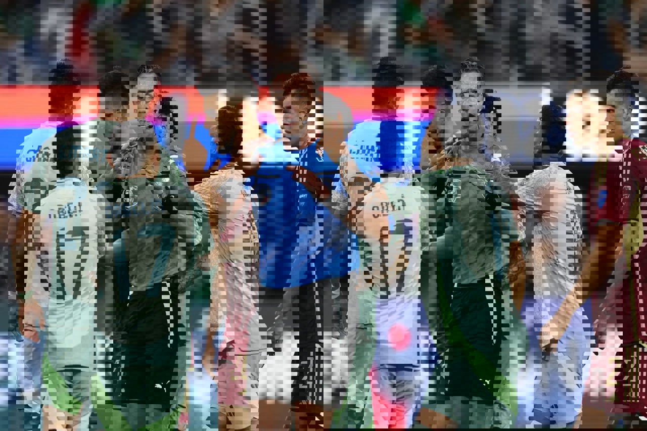 2053015
