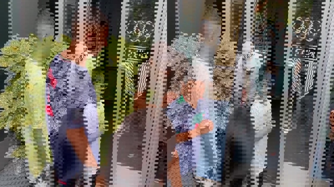 2053091