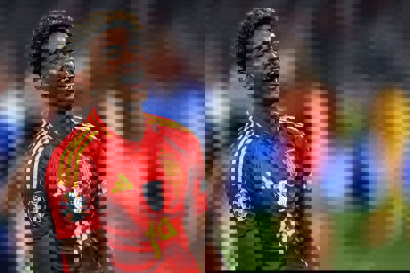 2053319