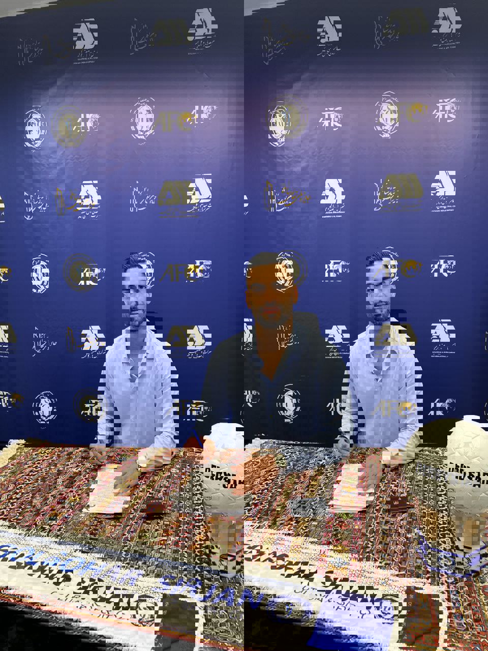 2053396