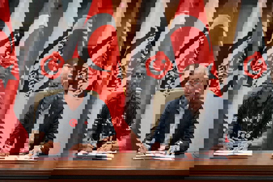 2053517