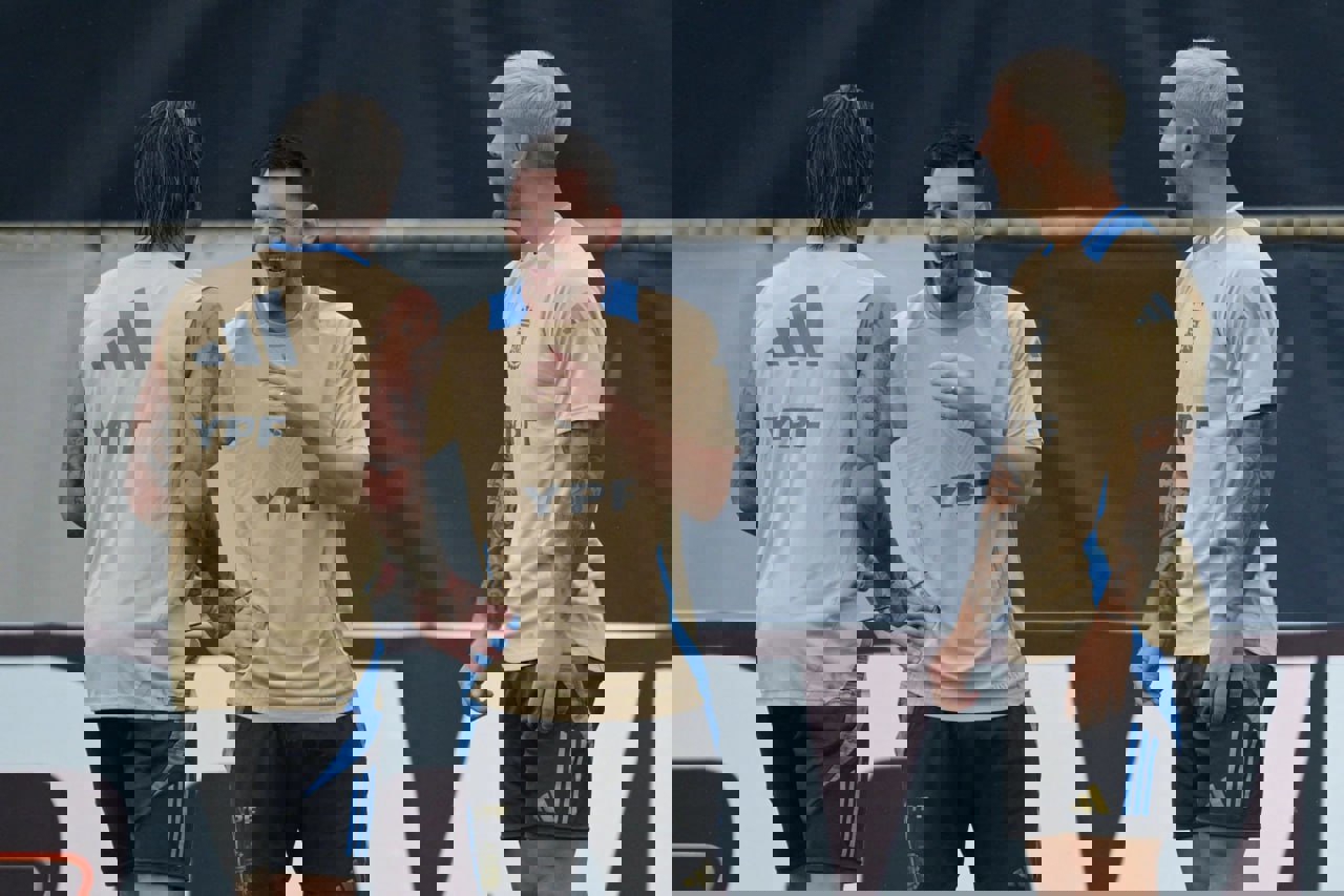 2053581