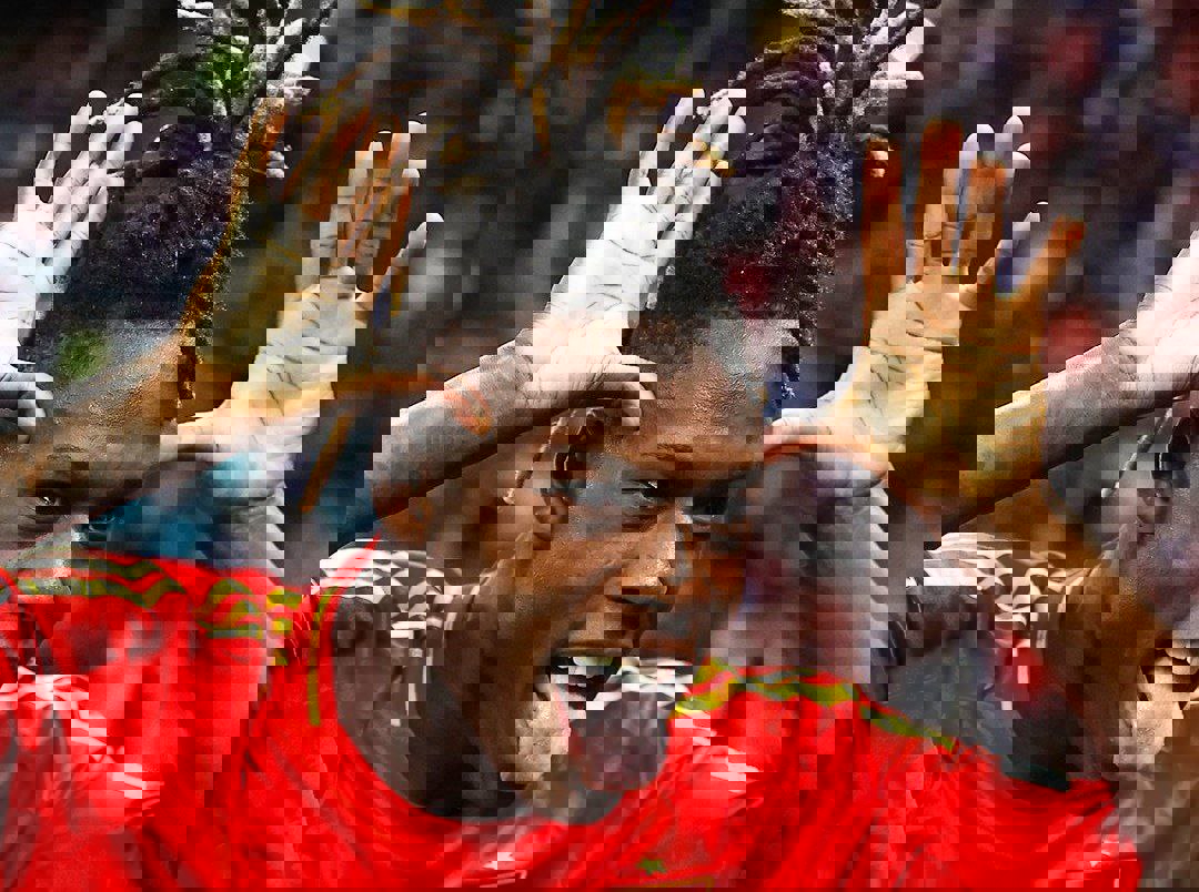2054067
