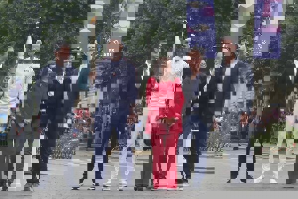 مشعل المپیک به پاریس رسید