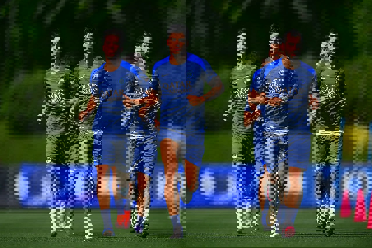 2053847