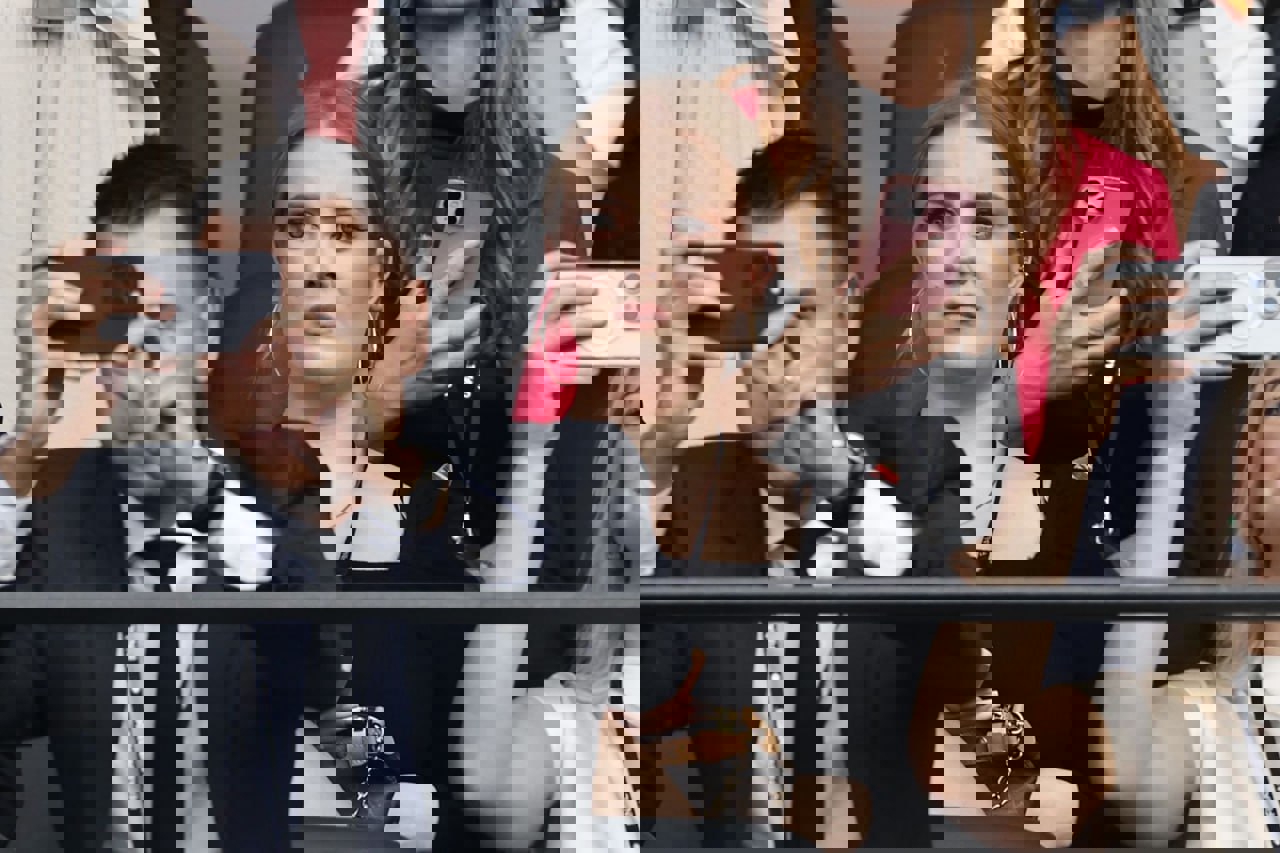 2054019