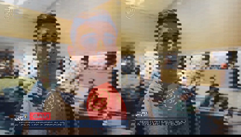 2053945