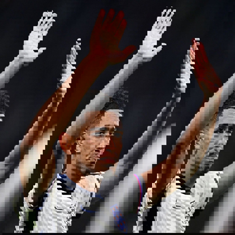 2054196