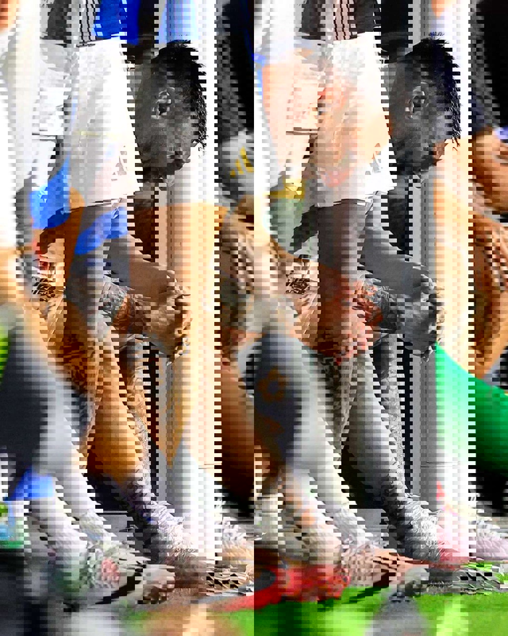 2054262