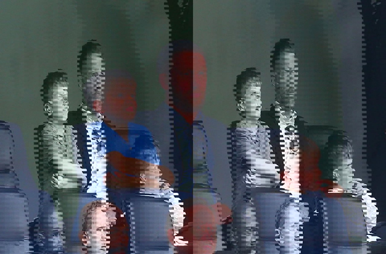 2054411