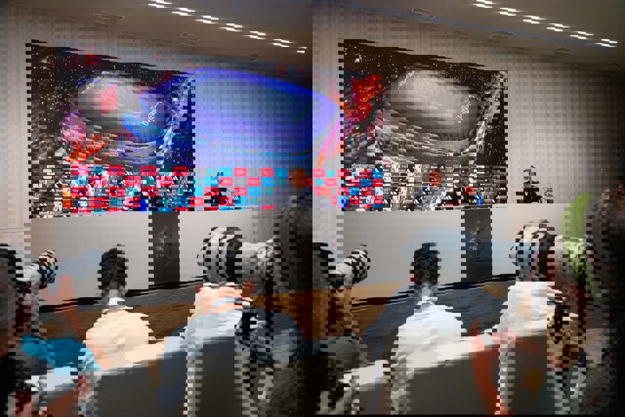2054740